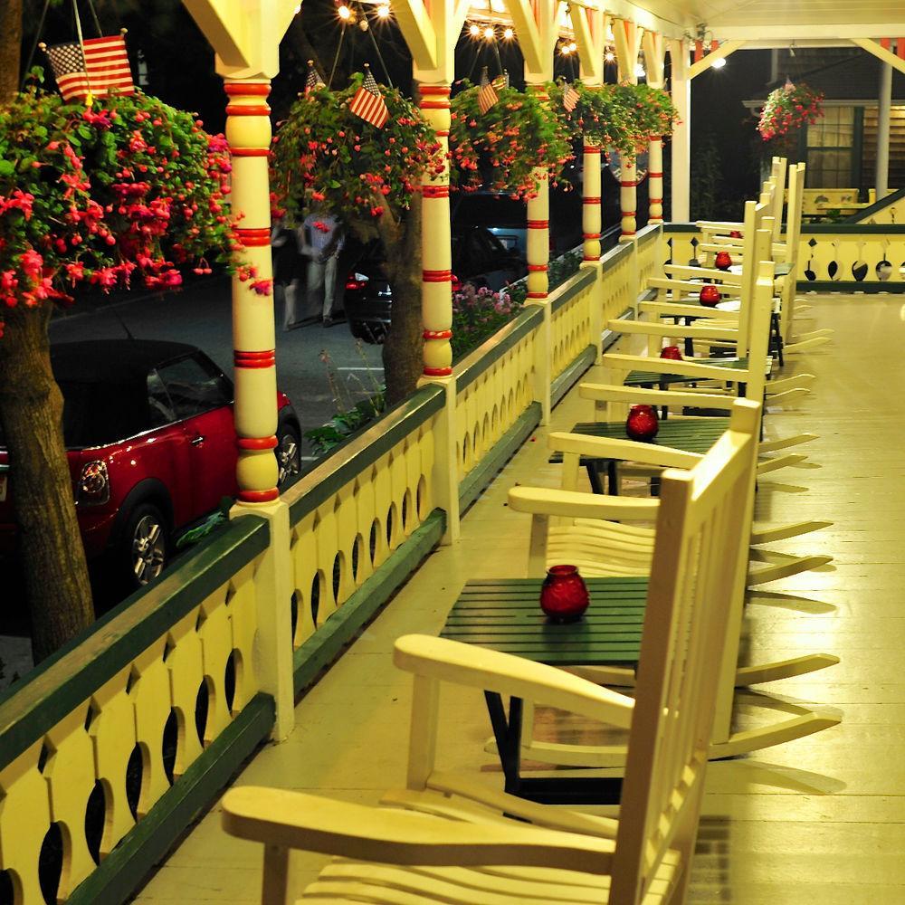 Pequot Hotel オーク・ブラフス エクステリア 写真