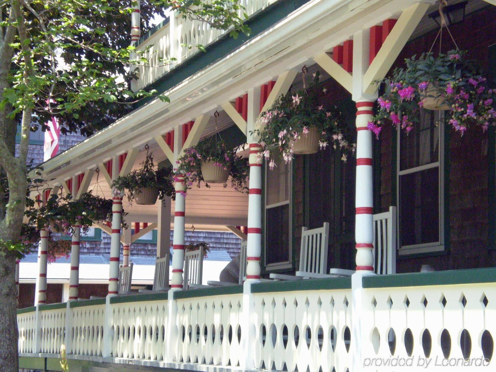 Pequot Hotel オーク・ブラフス エクステリア 写真